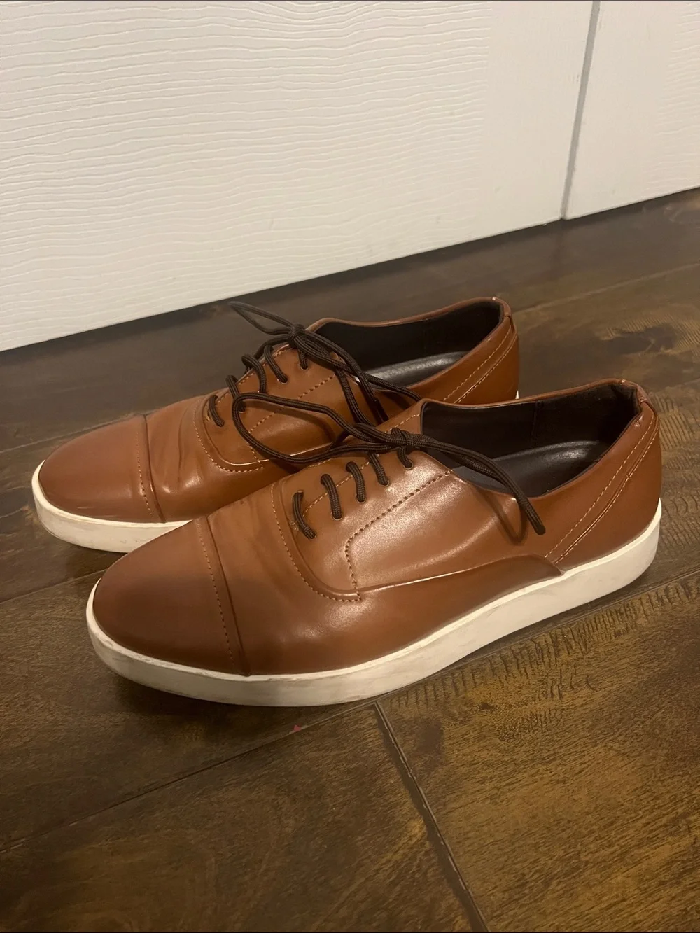 Gently Worn Mens Calvin Klein Brown Leather Casual Oxfords Size 7